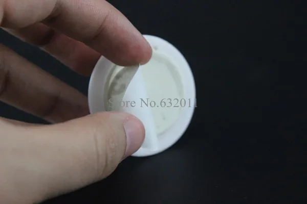 

30 pcs wholesale promotion POP price tag display sign clip Table Desk sign display stand u snap plastic base sticky label holder