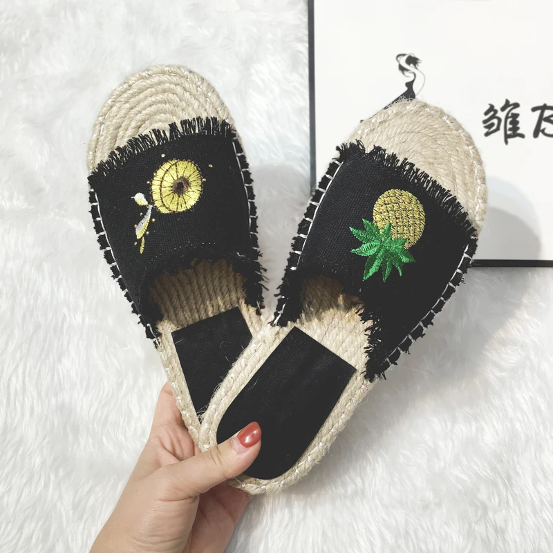 Джинсовые тапочки с вышитыми лимонами и ананасами Женские соломенные