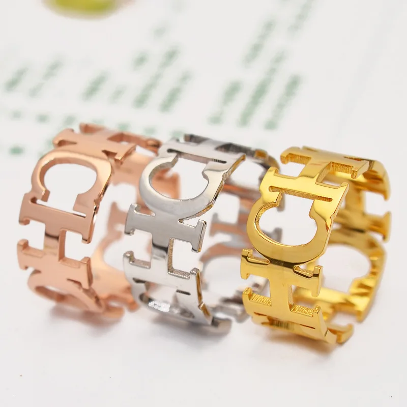 Кольца для влюбленных с золотым/серебряным покрытием и широким алфавитом модные