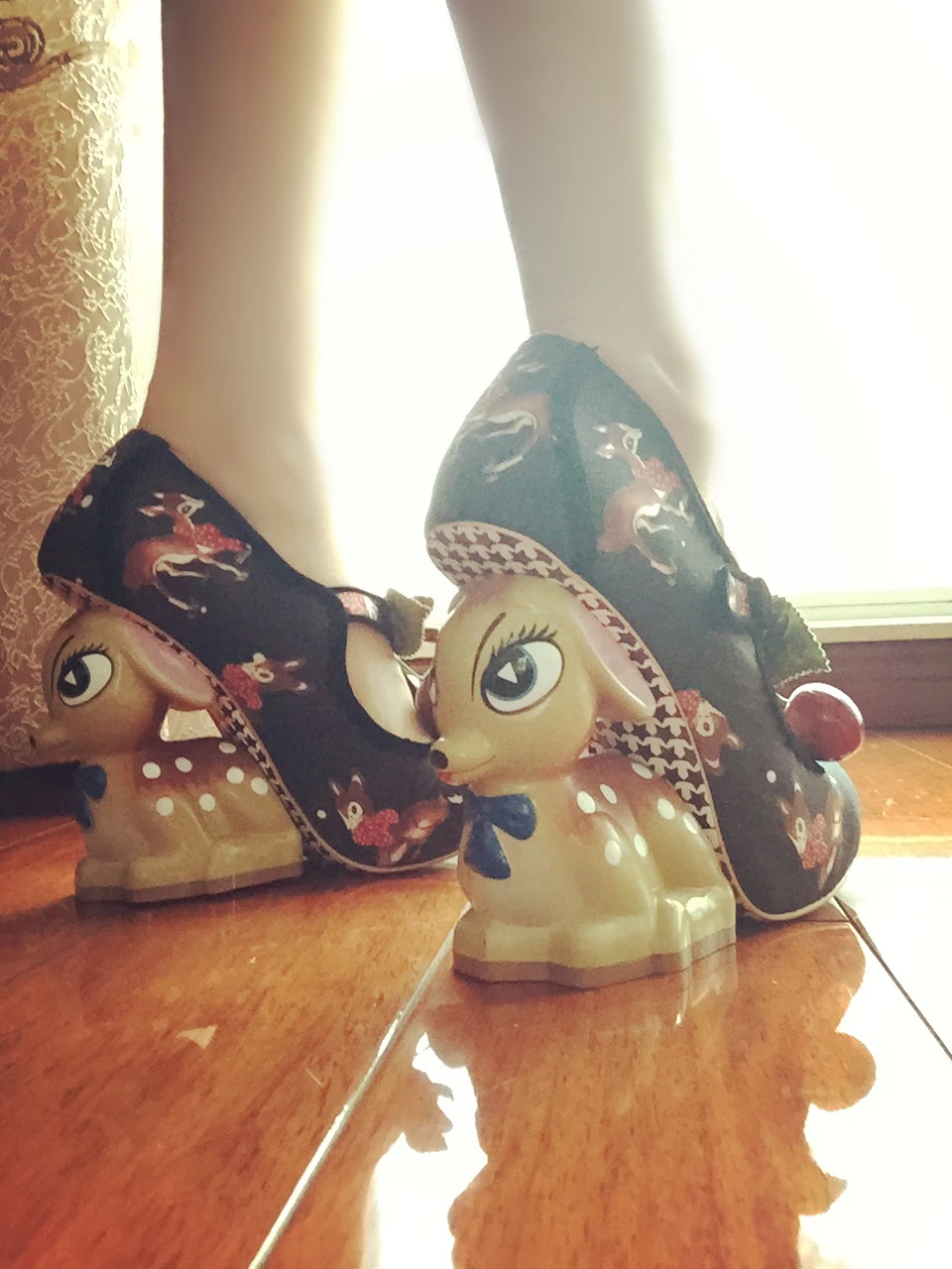 

Summer Spring 2017 Cute Little Deer Fashion High Heel Women Pumps Designer Polka Dot Sandal Women Print Strange Heels