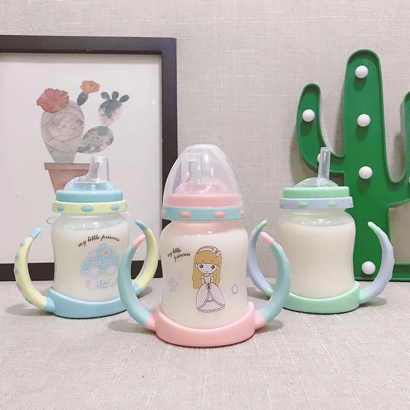 Чашка с соломой удовлетворяет требования Закона о проектом &quotмолоко&quot кружка