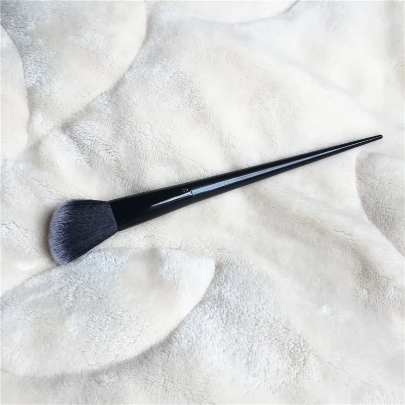 Черный угловая кисть для пудры/Кисть румян контурирования #2 синтетический