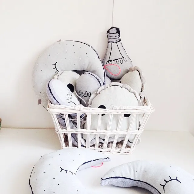 Ins новая милая светящаяся Луна лампочка звезды эльфы подушка для удержания кукла