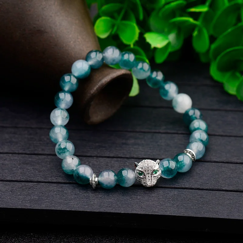 Натуральный зеленый яркий камень серебряного цвета леопардовый эластичный