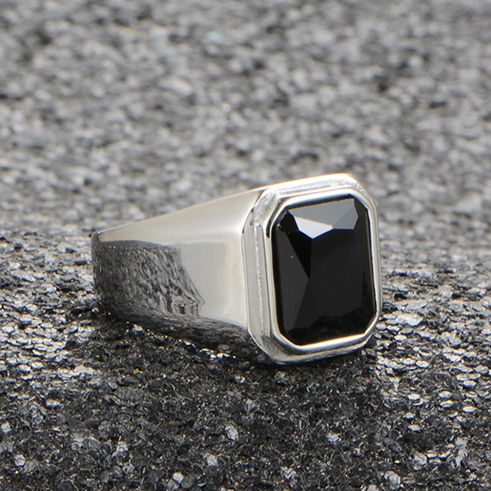 Мужское квадратное кольцо с драгоценным камнем черного красного синего цвета