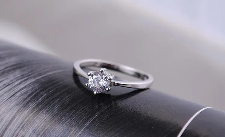 Акция модные блестящие женские обручальные кольца с цирконием и серебряным