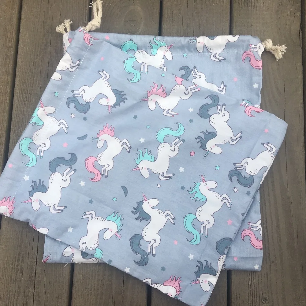 1 шт. хлопок саржа Drawstring Организатор вечерние мешок подарков принтом Единорог синий база YL9415d