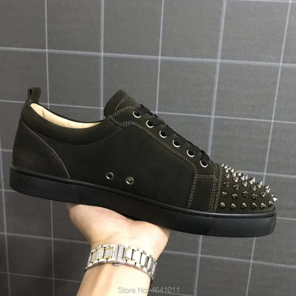 Cl andgz/серые, коричневые замшевые мужские спортивные туфли с красной подошвой, с заклепками, повседневные парные модели, лоферы на плоской подошве