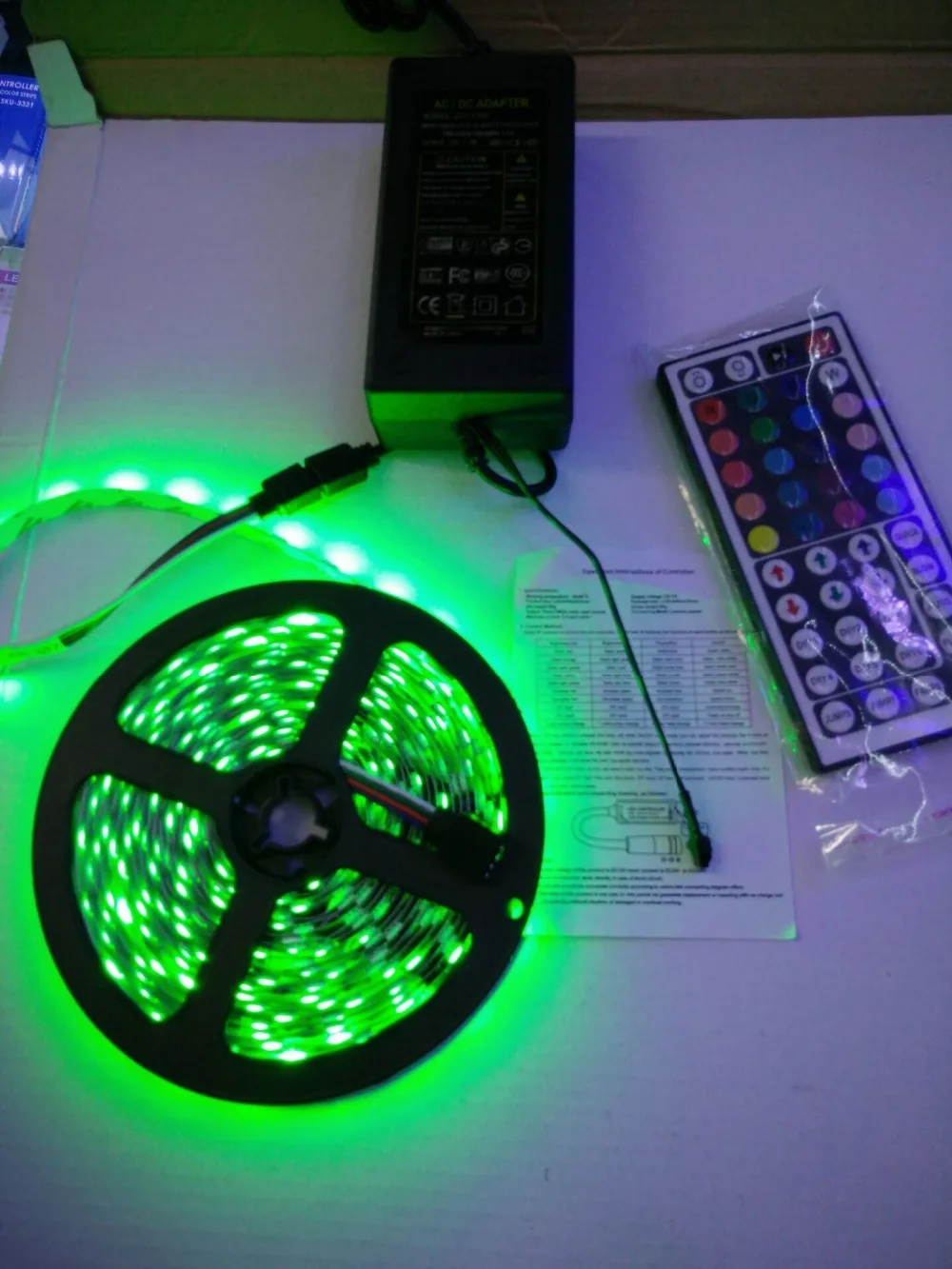 Светодиодная ленсветильник RGB 5050 SMD 300 светодиодов 44 клавиши 12 В | Лампы и