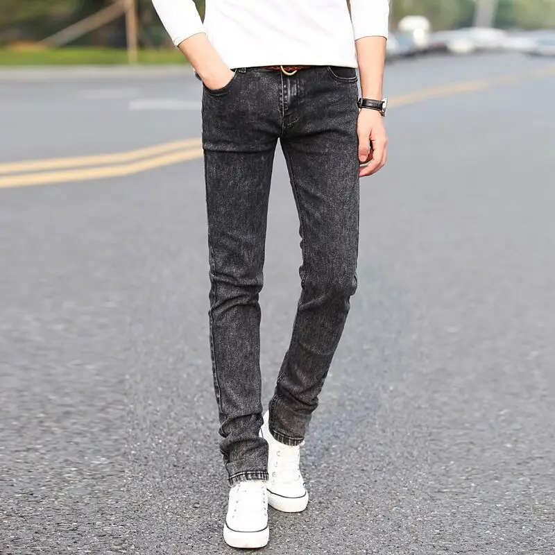 Мужские джинсы серые повседневные со снежинками потертые обтягивающие