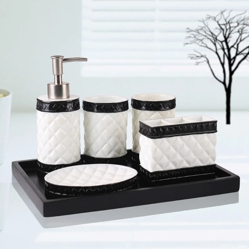 

Simple Lingge bathroom wash set five-piece European modern bathroom toilet supplies wash cup kit LO723317