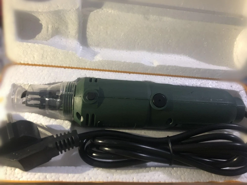 Электрический скребок с эмалированной проволокой для удаления краски