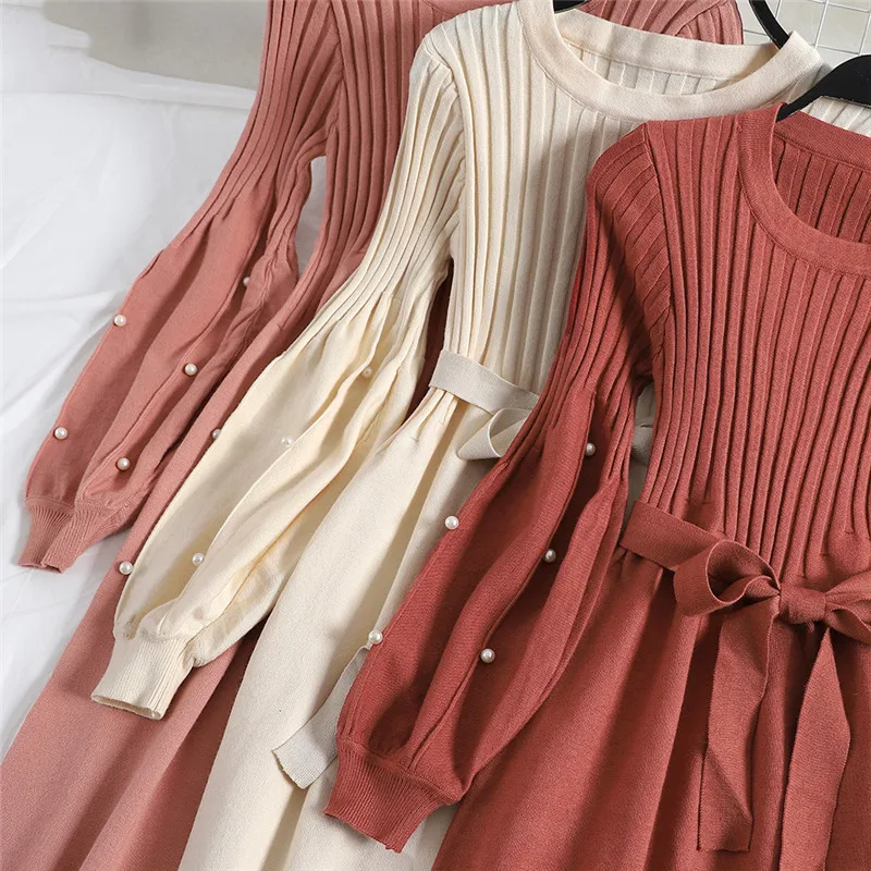 Длинное трикотажное платье-свитер с бантом и поясом осенне-зимнее платье длинным