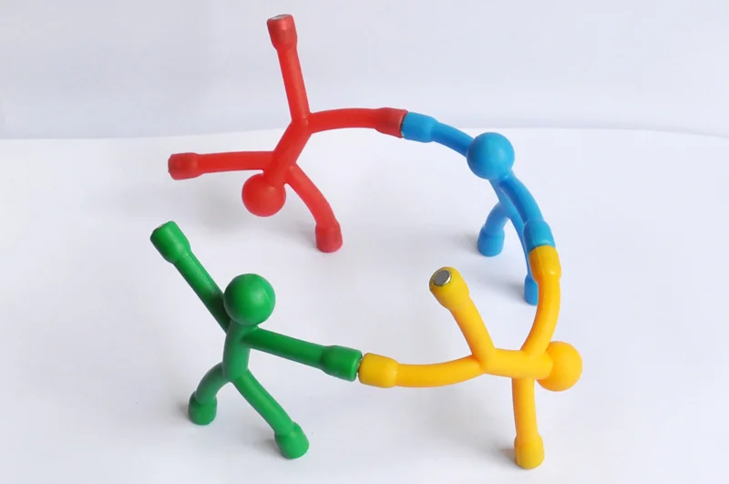 Высокое качество Гибкий Человек Магнитная фигура офисная настольная игра мини