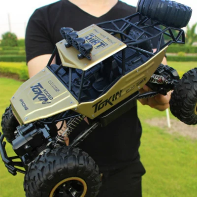 37cm Gold Новые 1 шт RC автомобили 1/12 2,4G рок, 4x4 вождения автомобиля двойной привод двигателей удаленного Управление модель автомобиля внедорожник игрушка 4WD D20 - Цвет: 37cm Gold