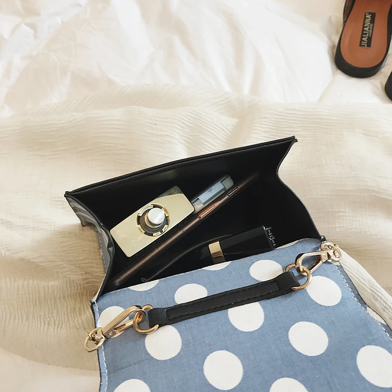 Женская сумка мессенджер FuAhaLu разноцветная мини на плечо с волнистой цепочкой и