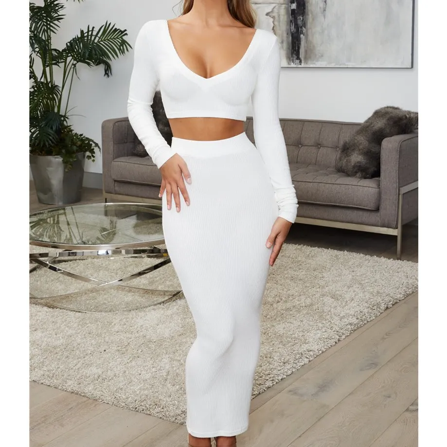 Женский комплект из двух предметов: Топ с длинным рукавом и треугольным вырезом