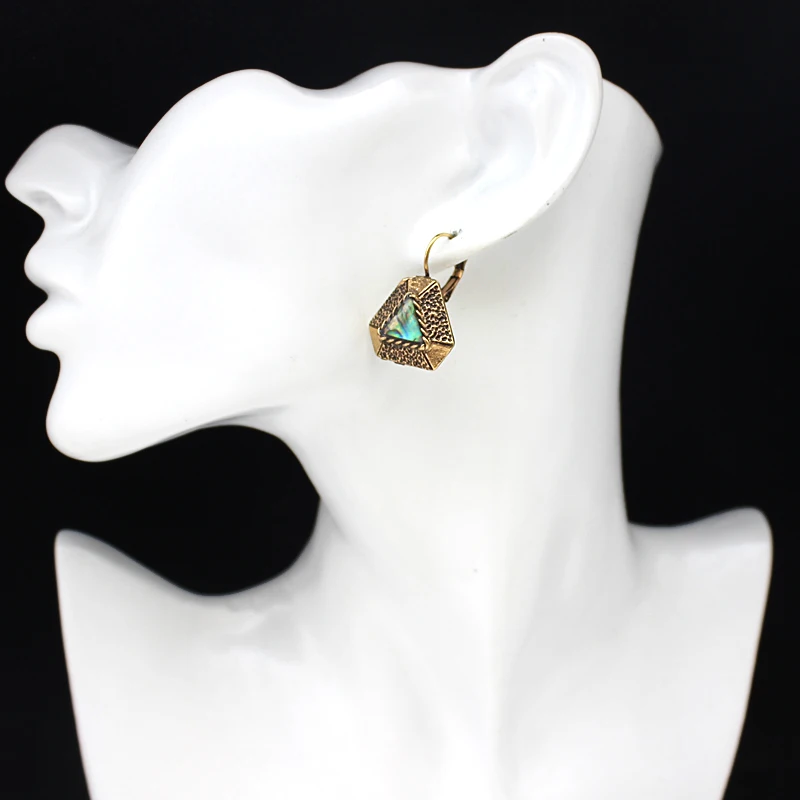 Инкрустированные цветные стразы неровная геометрическая форма лист скульптура