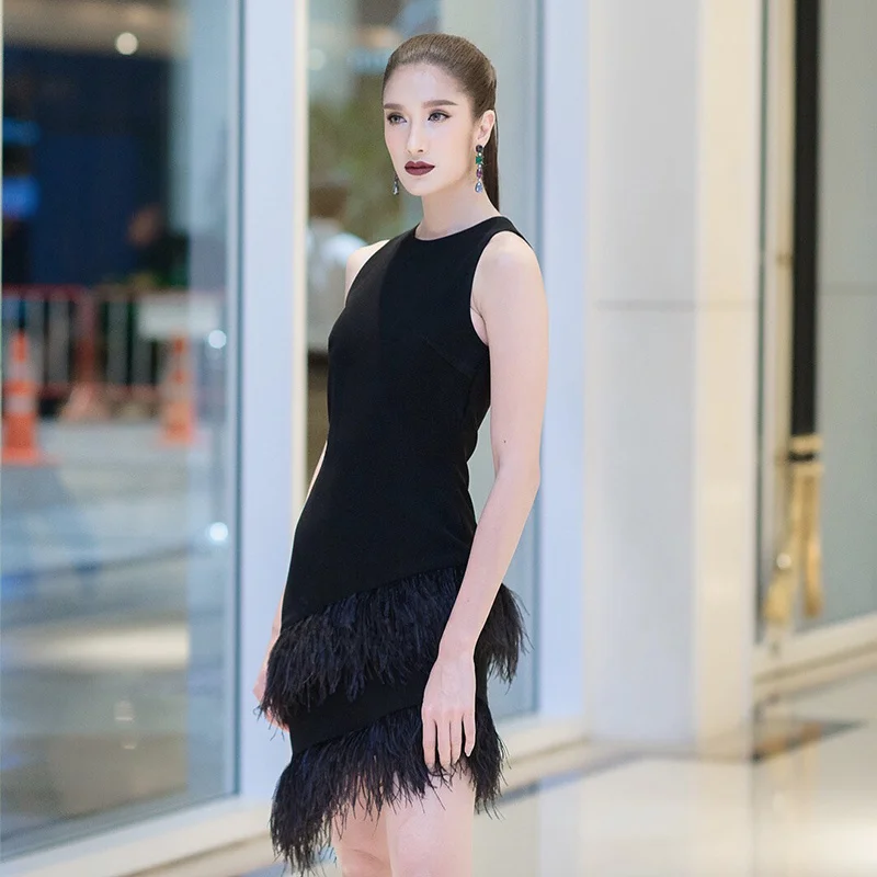 Новинка 2017 года стильное платье модные белые Перо Бандажное элегантные черные