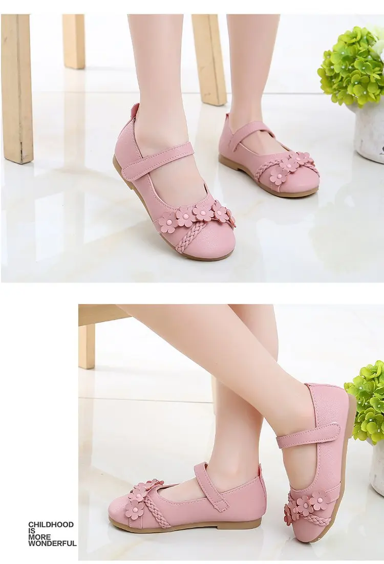 Children's Shoes New Sandals Super soft and comfortable Princess Shoes Girls Hollow flower Shoes Summer amorous feelings