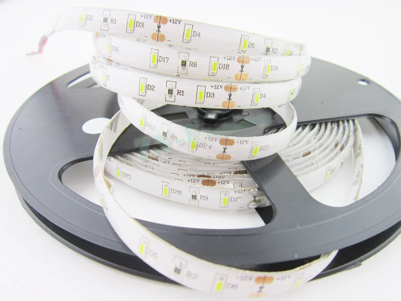 Водонепроницаемая светодиодная лента IP 65 5M 600 LED 3014 SMD 12V 3M с фиксированной