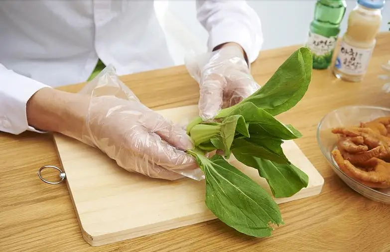 Одноразовые полиэтиленовые перчатки для рук лечения парафина 300 шт. бесплатная