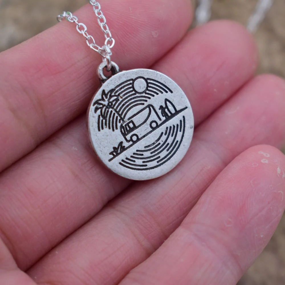 SanLan Серфер ожерелье ждет идеальных волн ювелирные изделия с автобусом