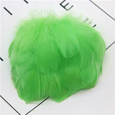 fruit green 100pcs Натуральные перья лебедя 4-7 см 1-2 дюйма маленькие плавающие Шлейфы гусиное перо цветной шлейф для украшения рукоделия 100 шт - Цвет: fruit green 100pcs