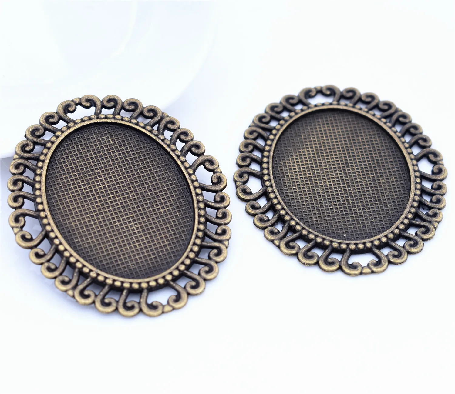 

4pcs 30x40mm Inner Size Antique Bronze Plated Simple Style Cabochon Base Cameo Setting Charms Pendant-A1-20