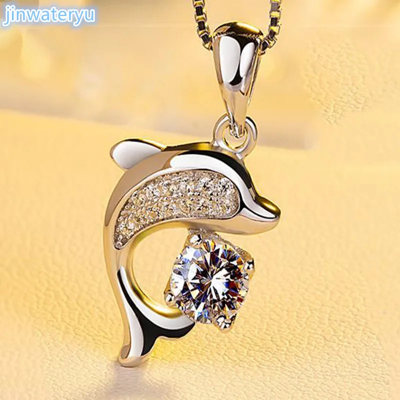 Женский кулон в виде дельфина из серебра 925 пробы с фианитами | Украшения и