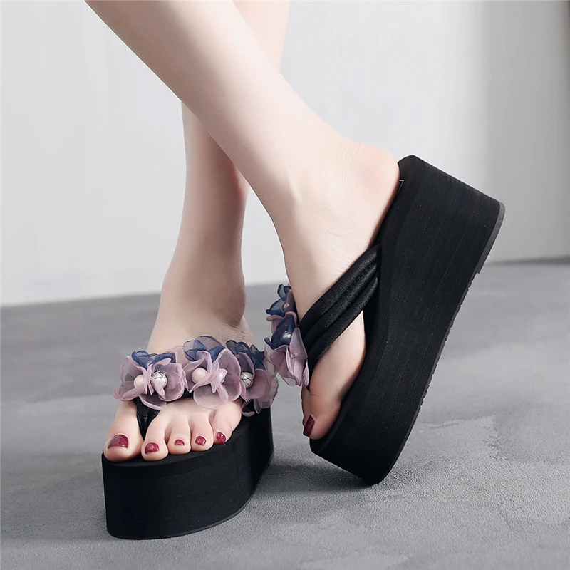 Шлепанцы женские на высокой танкетке 6 см сандалии ручной работы с цветами