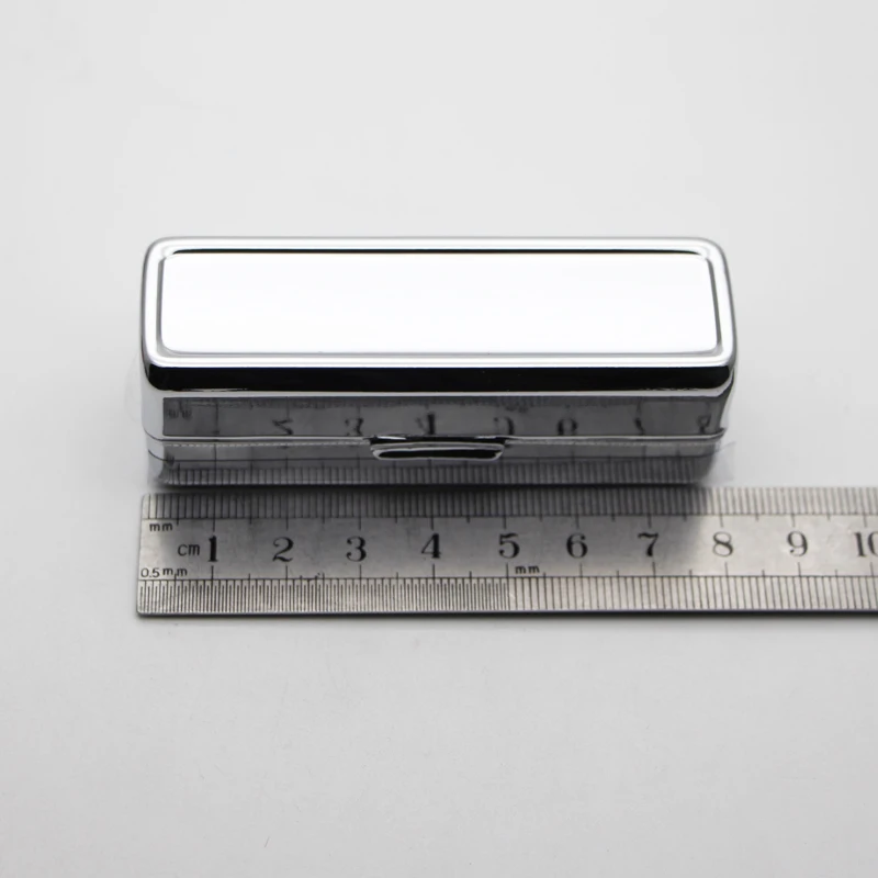 Персонализированный серебристый чехол для губной помады металлический