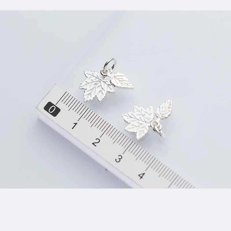 

UQBing 100% 925 Sterling Silver Maple Leaves Back Engraved Letter Charm Beads For Women Men DIY Jewelry Accessories Findings