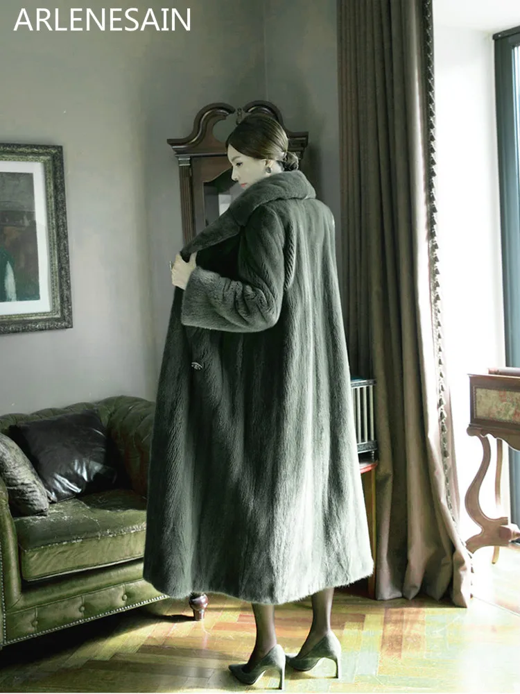 Arlenesain пользовательские 2018 Европейский станция luxury trend новых пальто с мехом
