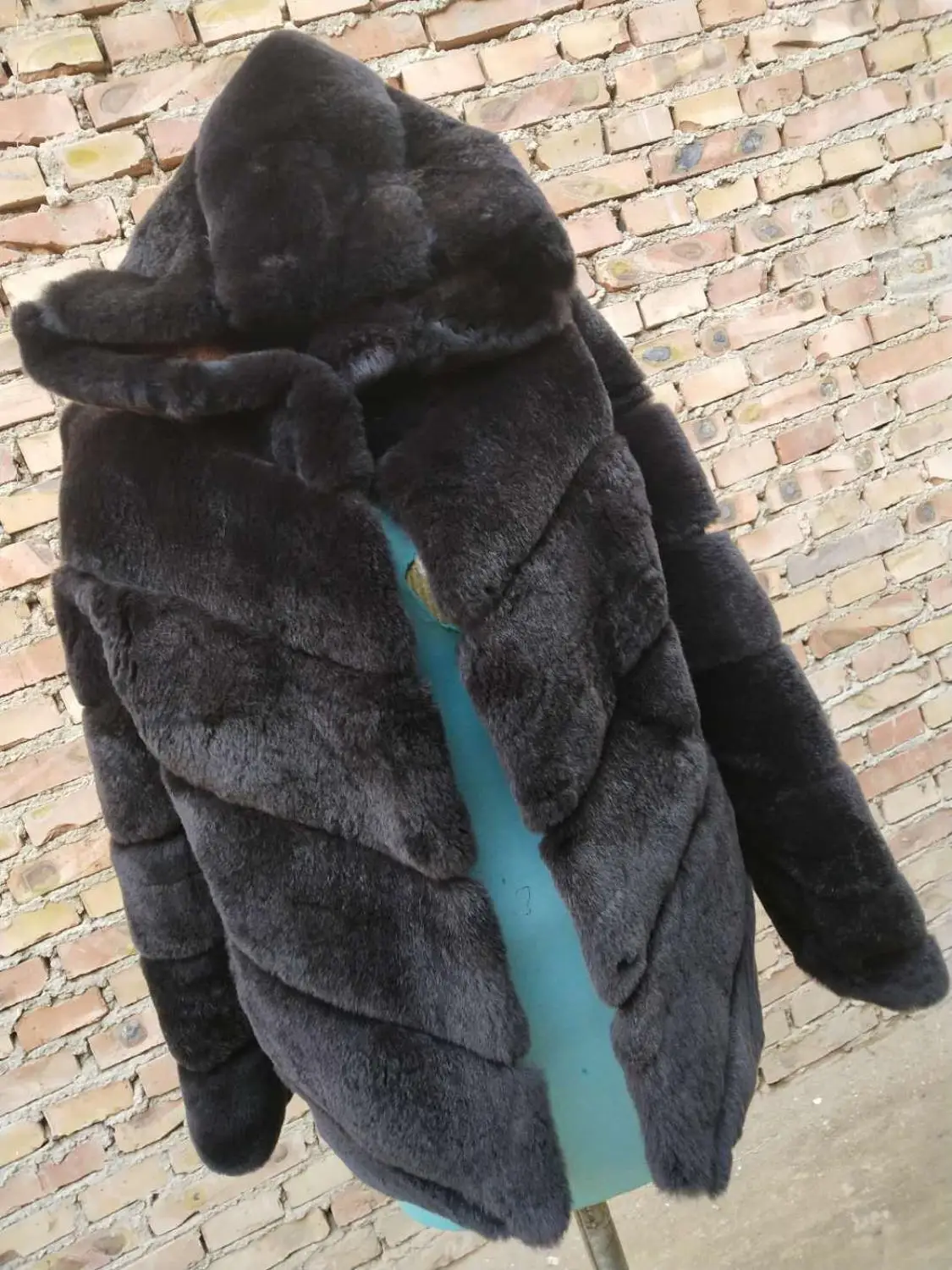 Short Light Grey Diagonal Stripes Rex-Fur Hooded Coat Jacket Black Real Fur Coat Top Overcoat Blazer Custom Hoodie Warm Jackets - Цвет: Black