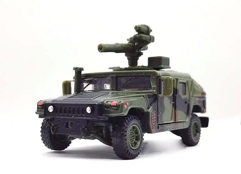 HMMWV M1046 1/72 литье под давлением модель Humvee очень редкая