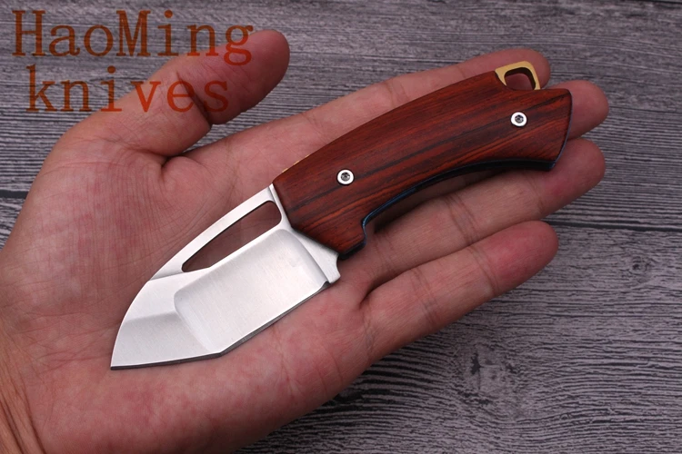 Mini Tactical Folding Knife D2 steel blade Camping Survival pocket Knives Keychain EDC Tools Outdoor Defensive hunting equipped |