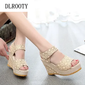 Женские сандалии, летние, модные, кружевные, на танкетке, гладиаторы, женские шлепанцы, с открытым носком, на липучке, однотонные, повседневные