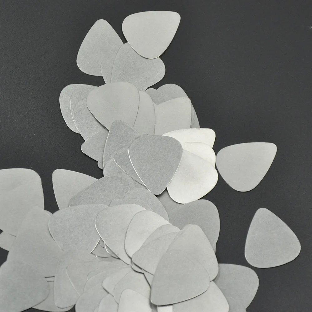 

Lots of 50pcs Thin 0.3mm Stainless Steel Rock Guitar Picks Plectrums