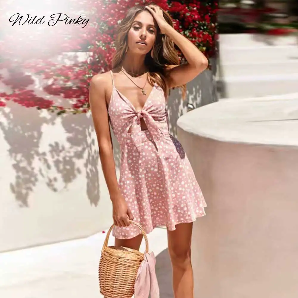 Женское платье с цветочным принтом WildPinky розовое пляжное мини бантом на лето