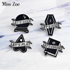 ЖенскаяМужская брошь в виде ведьмы, эмалированная брошь в форме гроба, волшебный шар, значок в готическом стиле, темные украшения, подарок