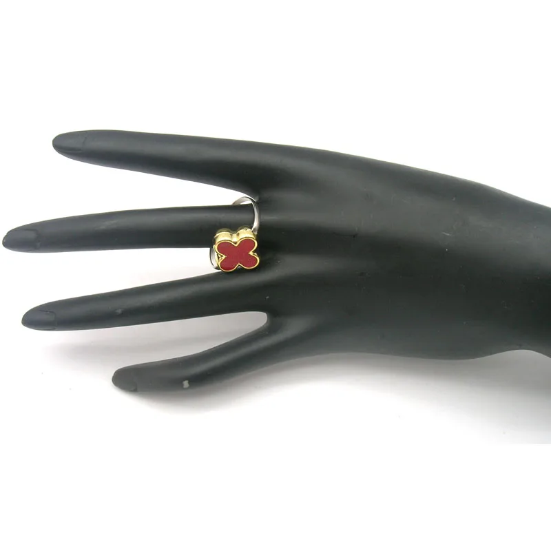 

Dandie Trendy Four Different Colour Red And Green And Pink And Purple Ring, For A Woman's Daily Wear