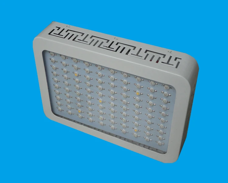 Светодиодный светильник полного спектра для выращивания растений 100 Вт R + B W O UV IR