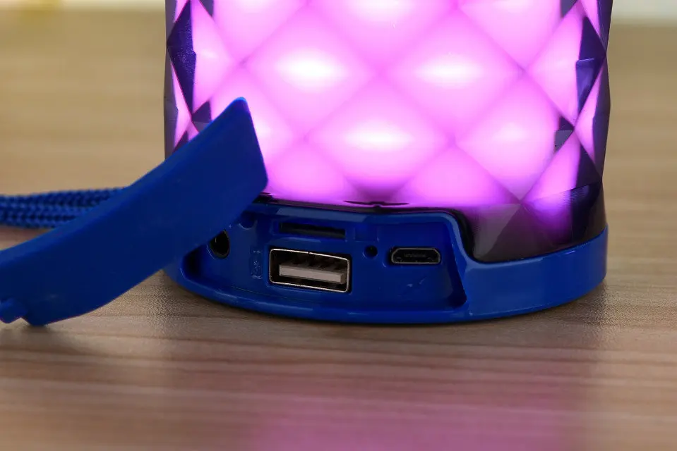 T& G 155 Мини Bluetooth динамик Алмазный портативный светодиодный светильник Открытый Беспроводной громкий динамик Поддержка громкой связи Вызов TF карта USB диск