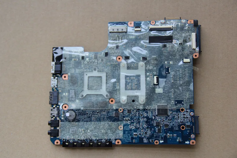 A000073510 для Toshiba L600 L645 материнская плата ноутбука DATE2DMB8F0 с 216 0772000 GPU на борту HM55 DDR3
