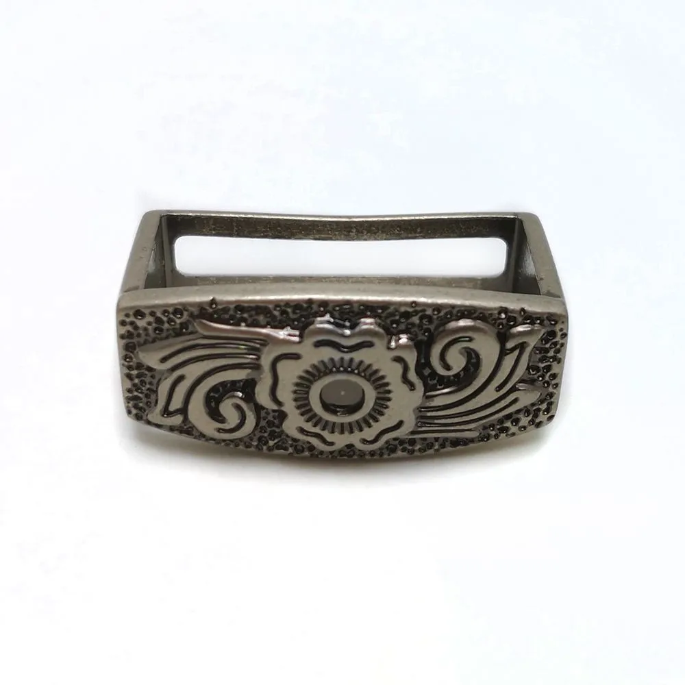 Набор из 3 предметов с винтажным резным узором красивый металлический набор кожи