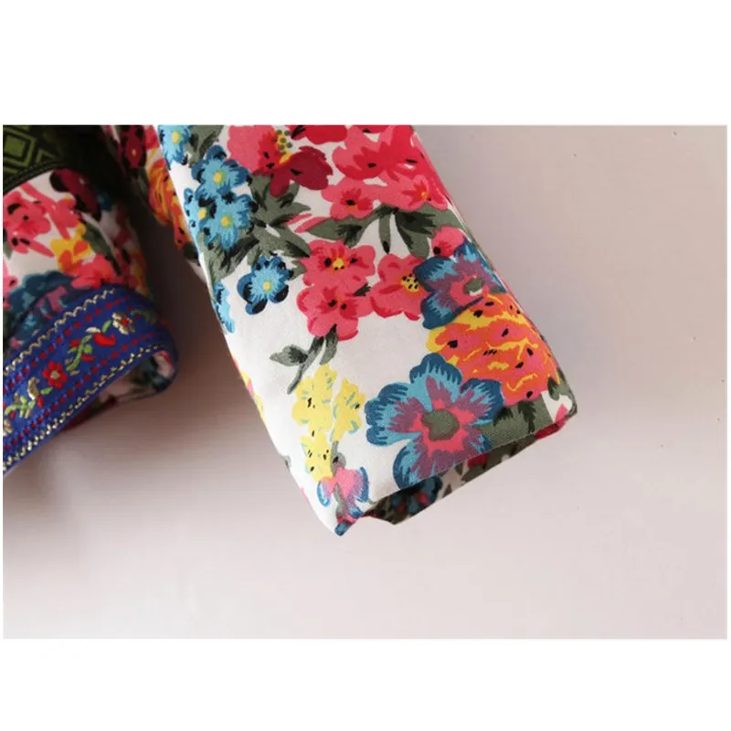 

China National Style Women's Winter Jacket Flower Embroidery Coat Female Autumn Printing Jacquard Woven Women 's Cotton Jacket