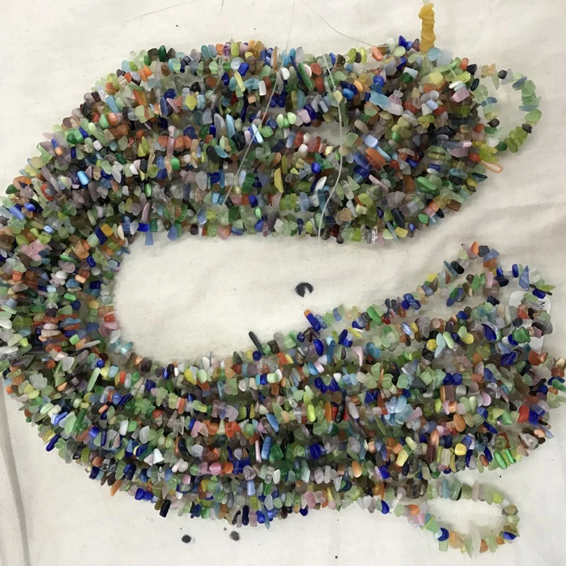 Красочные белые/розовые/синие смешанные цвета нерегулярные 5AAA + натуральные