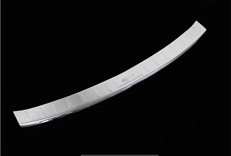 

For Audi Q5 2008 2009 2010 2011 2012 2013 2014 2015 2016 2017 Stainless Outer Rear Bumper Guard Plate Cover Trim 1pcs Glossy
