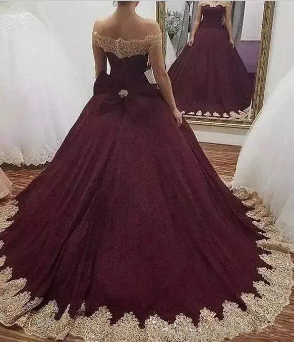 Ball Gown Quinceanera Dresses Off-Shoulder Gold Applique Sweet Sashes Girls Unique Design Popular Gowns |